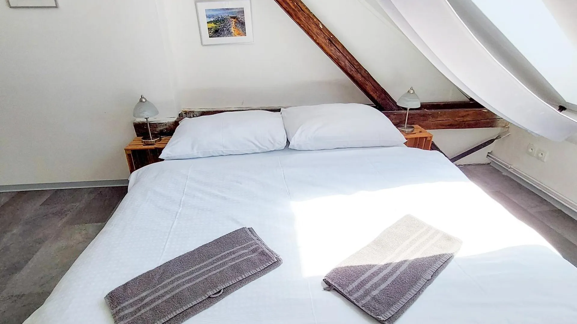 Romanticky Pokojicek V Podkrovi R5 Prag Çek Cumhuriyeti
